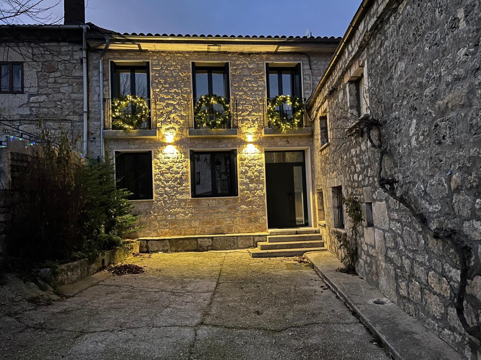 El Pecu Casa Rural Starfamiliar Bustillo Del Paramo Exterior foto